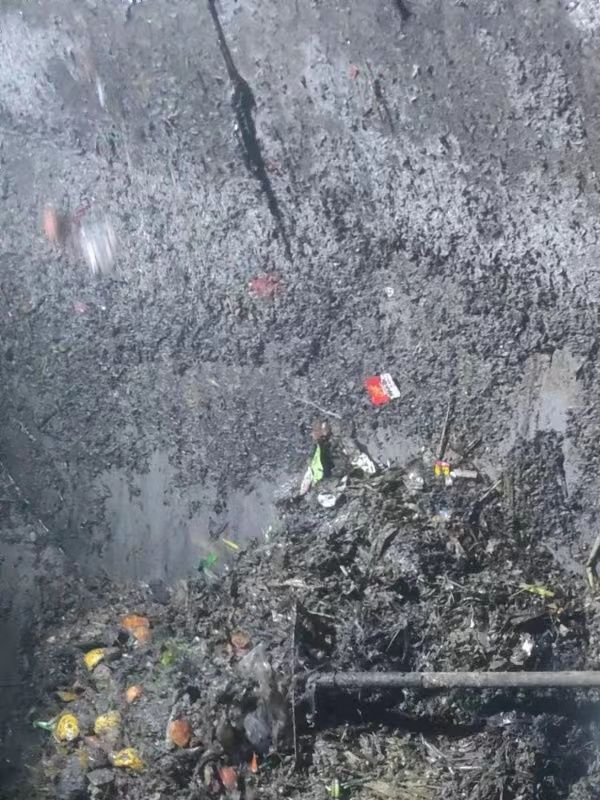 通海污水池清理